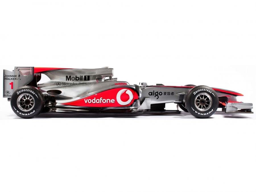  McLaren Mercedes-Benz MP4-25 2010 года  (фото 15 из 16)